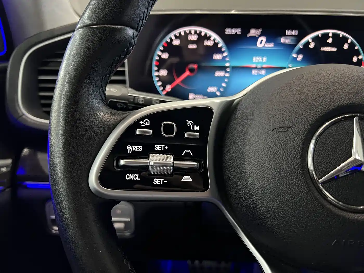 Mercedes-Benz GLS 2021 GLS 450 4MATIC Fashion фото 39