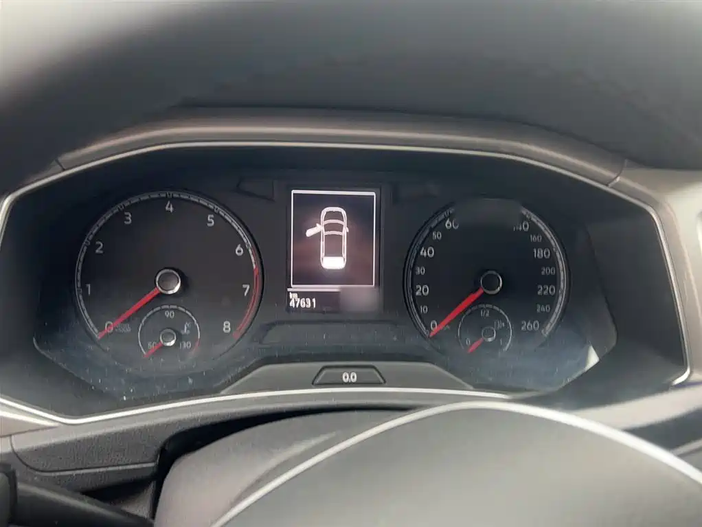 VOLKSWAGEN T-ROC EXPLORING SONGS