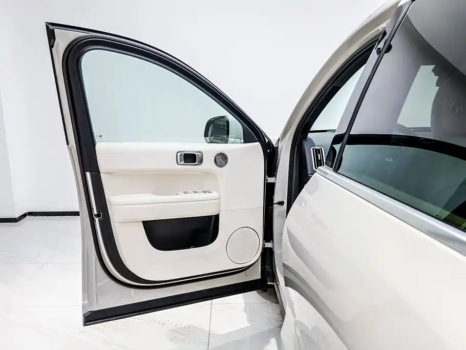 Li Auto L6 2025 2025 Max Smart Renewal Edition