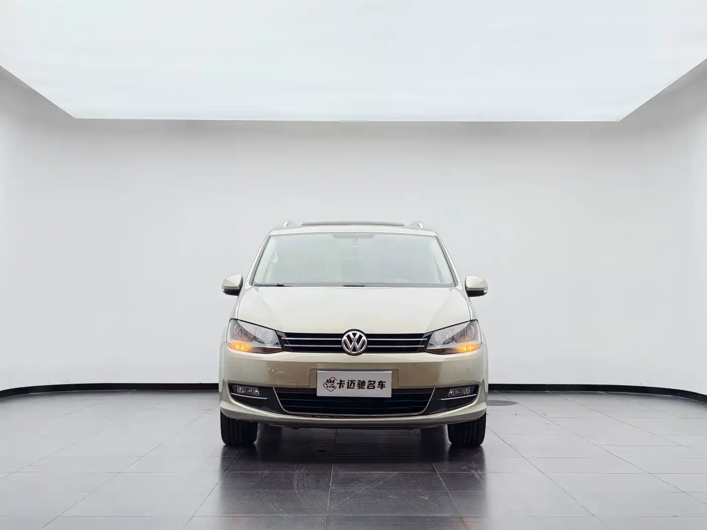 Фото 2 - Volkswagen Sharan
