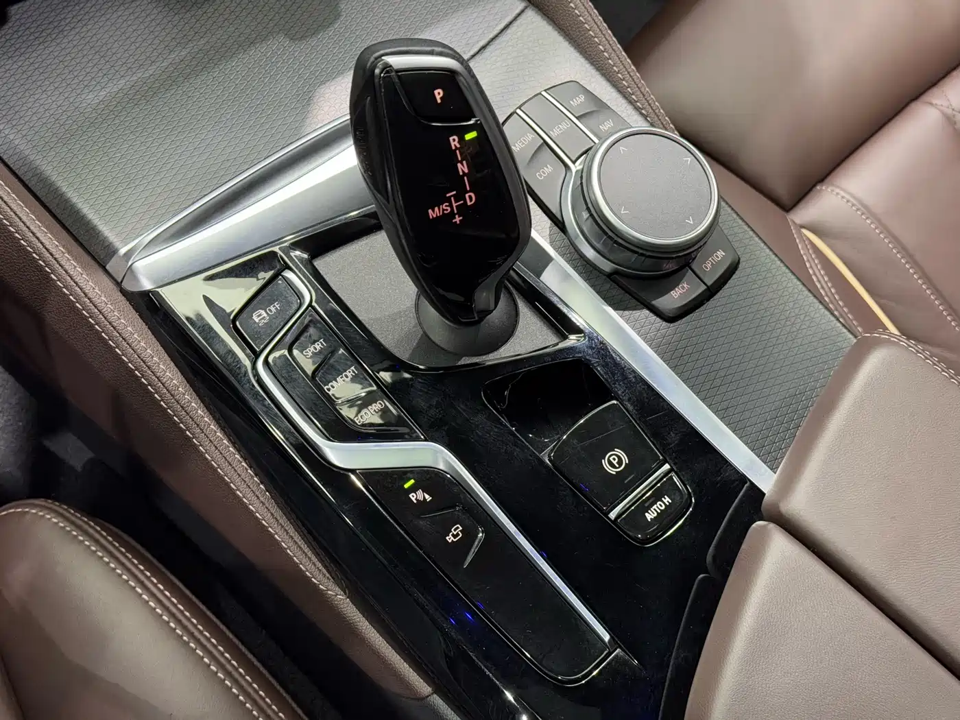 BMW 5 Series (Import) 2022 Facelift 540i Style Edition M Sport Package фото 13