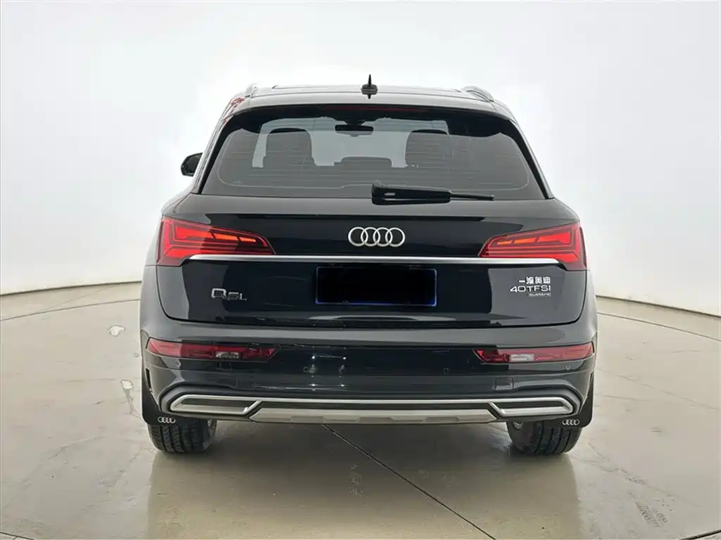 Audi Q5L 2024 Model 40 TFSI Luxury Elegance фото 23