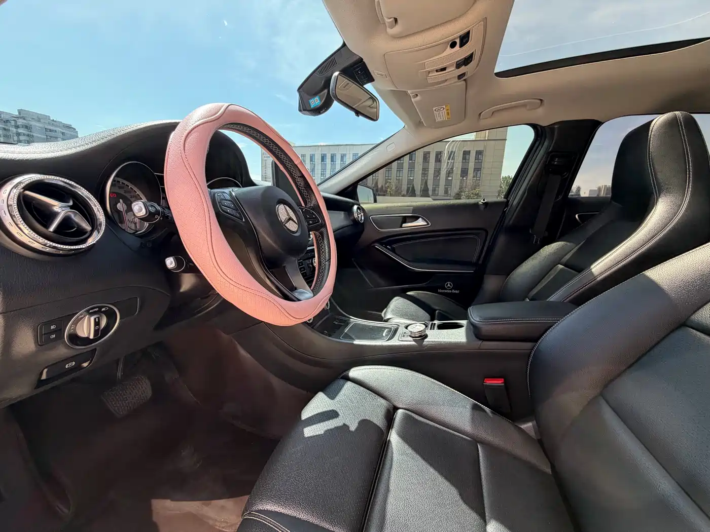 Mercedes-Benz GLA 2016 GLA 200 Dynamic фото 7