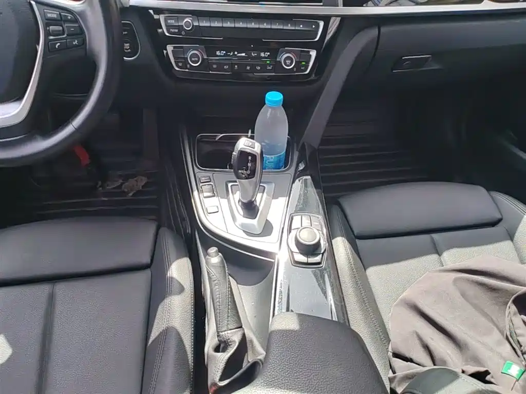 BMW 3 Series 2018 320Li Fashion Style фото 14