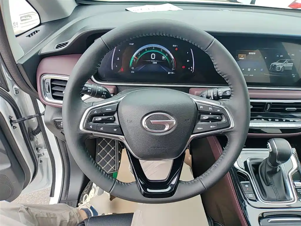 GAC Trumpchi Trumpchi M6 2023 PRO 270T DCT Luxury Edition фото 11
