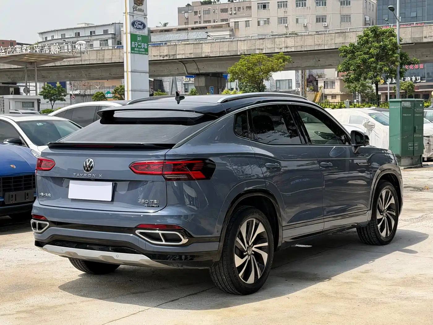 Фото 6 - Volkswagen Tayron X