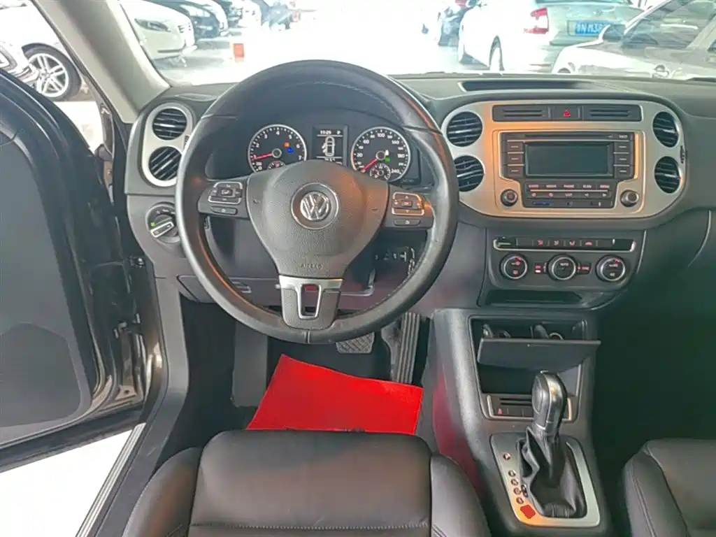 Volkswagen Tiguan 2015 1.8TSI Automatic 2WD Comfortline фото 11