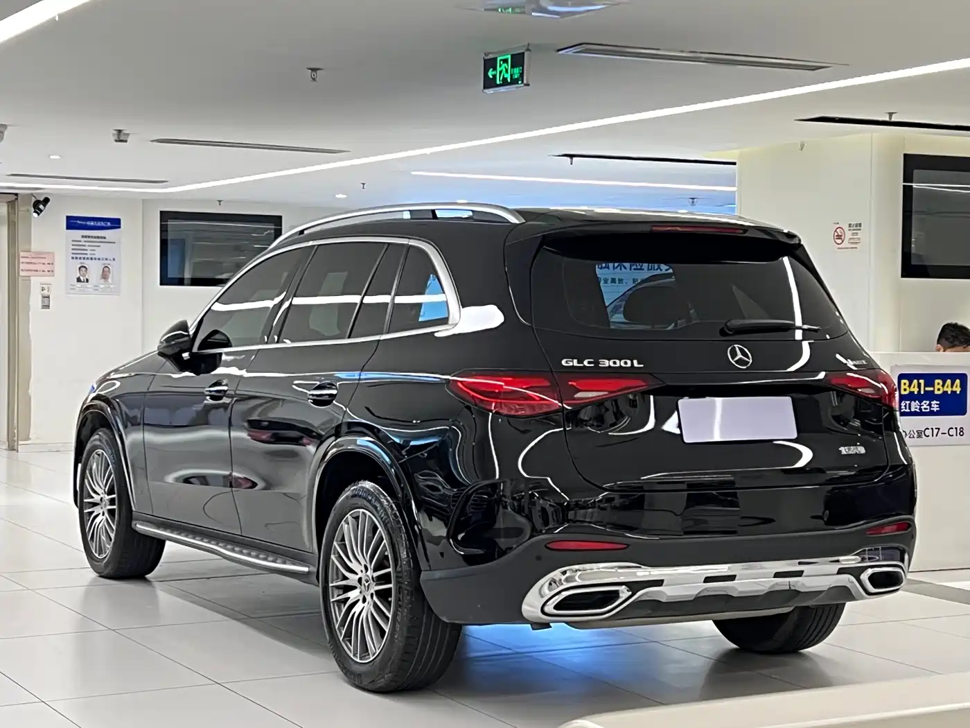 Mercedes-Benz GLC 2024 GLC 300 L 4MATIC Dynamic 5-seater фото 6