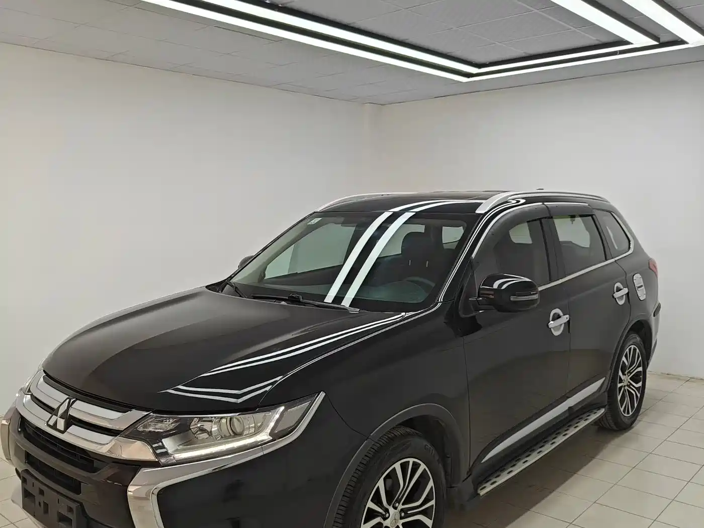Mitsubishi Outlander 2018 2.0L 2WD Glory Edition 5-seater