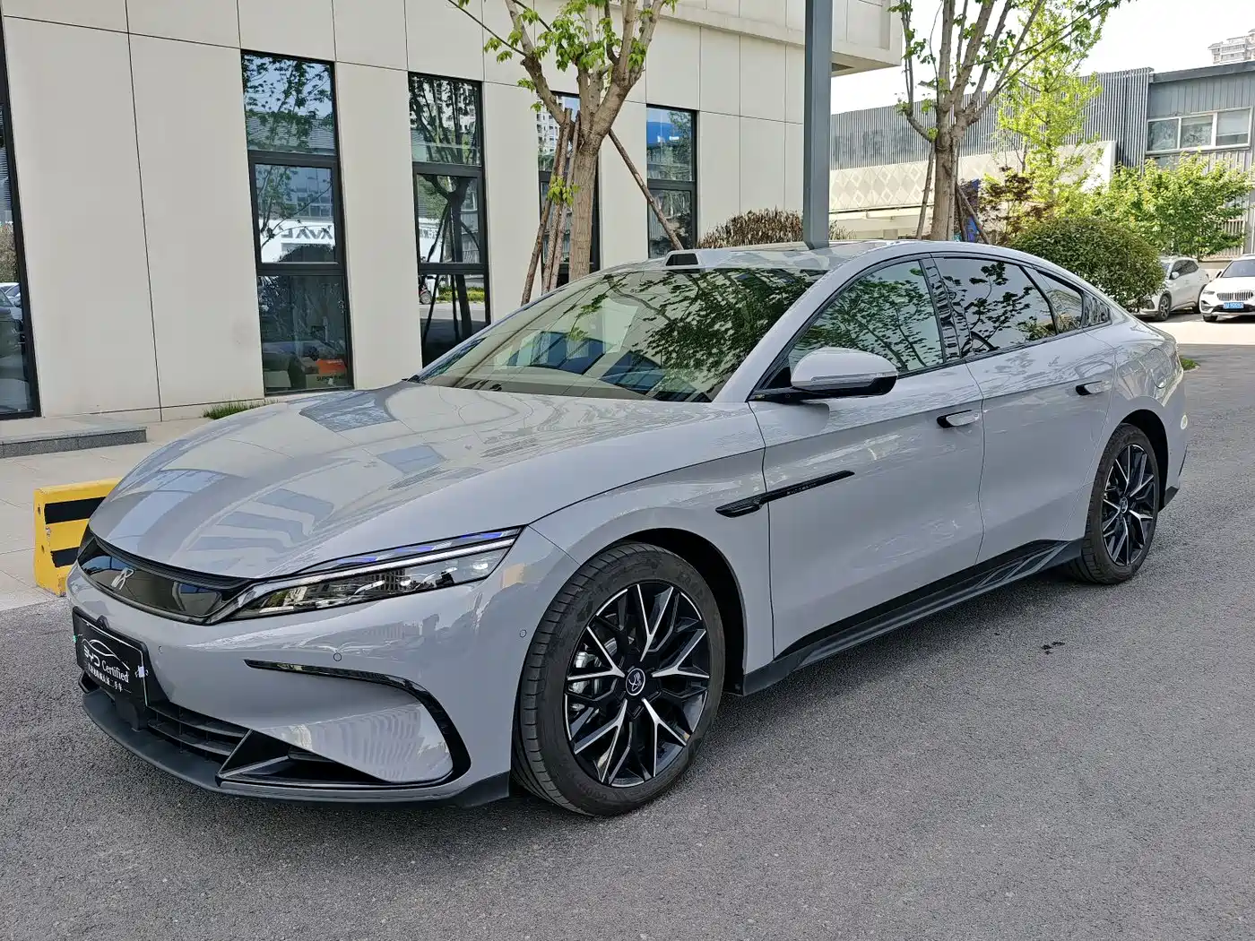BYD Han 2025 DM-i Smart Driving Edition 125KM LiDAR Flagship