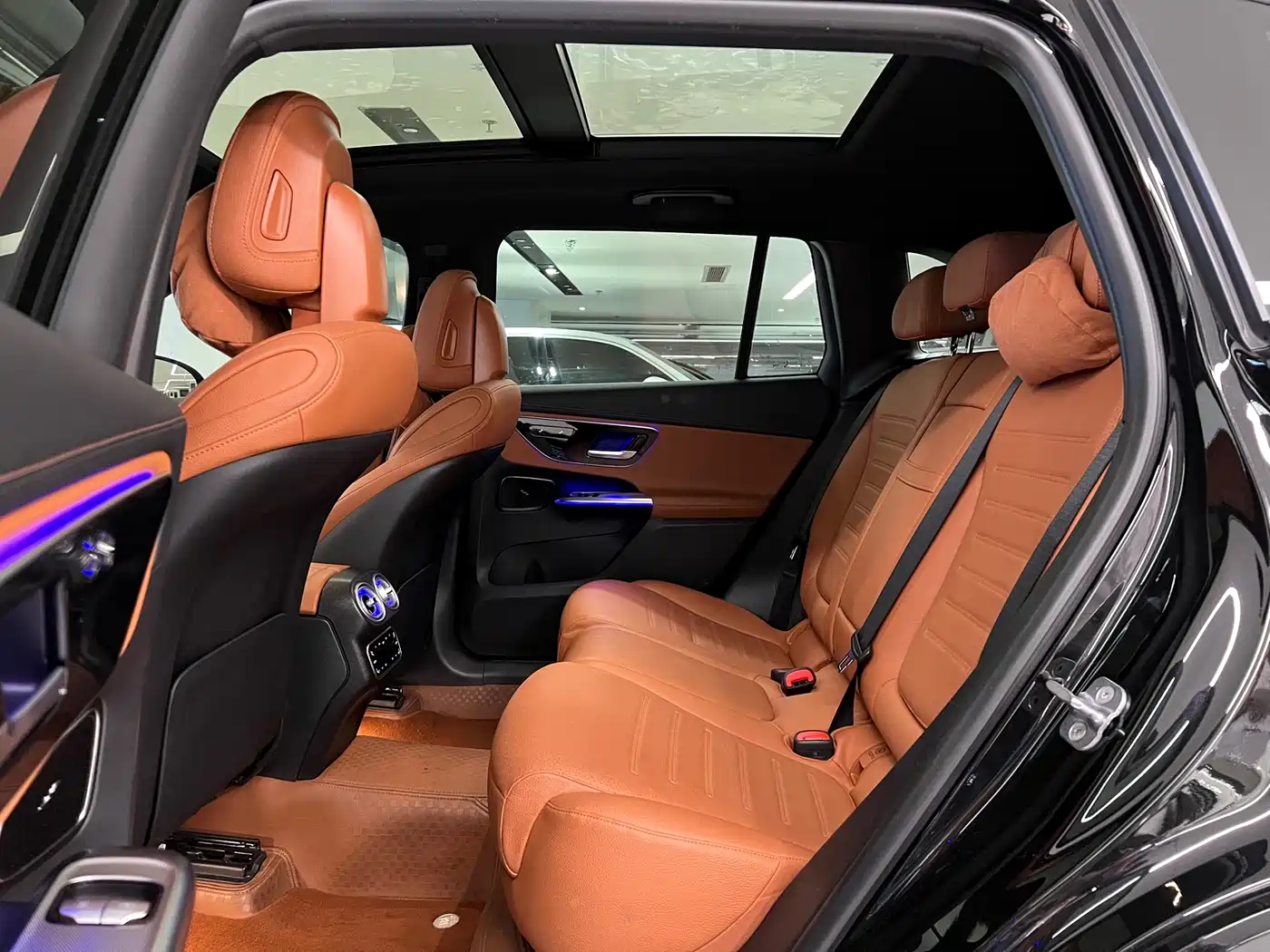 Mercedes-Benz GLC 2024 GLC 300 L 4MATIC Dynamic 5-seater фото 12
