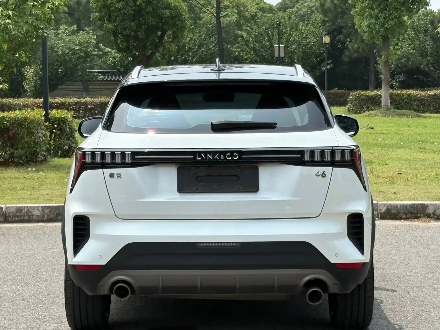 Lynk & Co 06 2023 Remix 1.5T Shine Halo фото 18