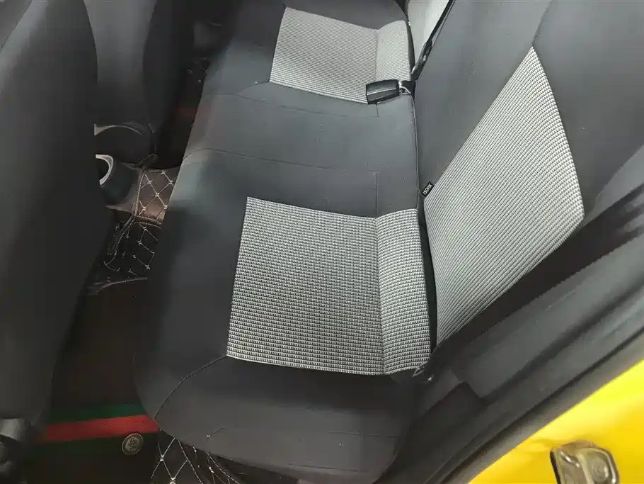 Volkswagen Polo 2016 1.4L Automatic Trend фото 11