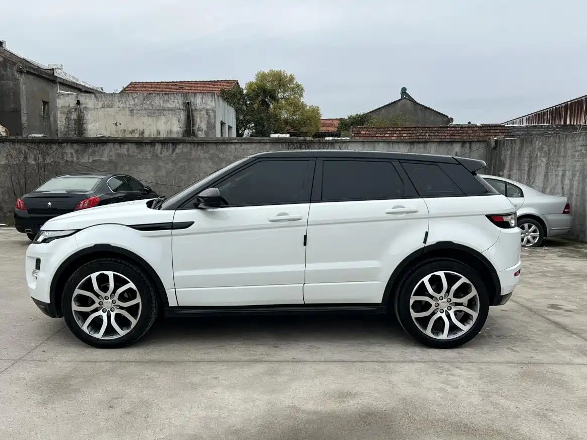 Land Rover Range Rover Evoque (Import) 2014 2.0T 5-door Brilliance Sport фото 15