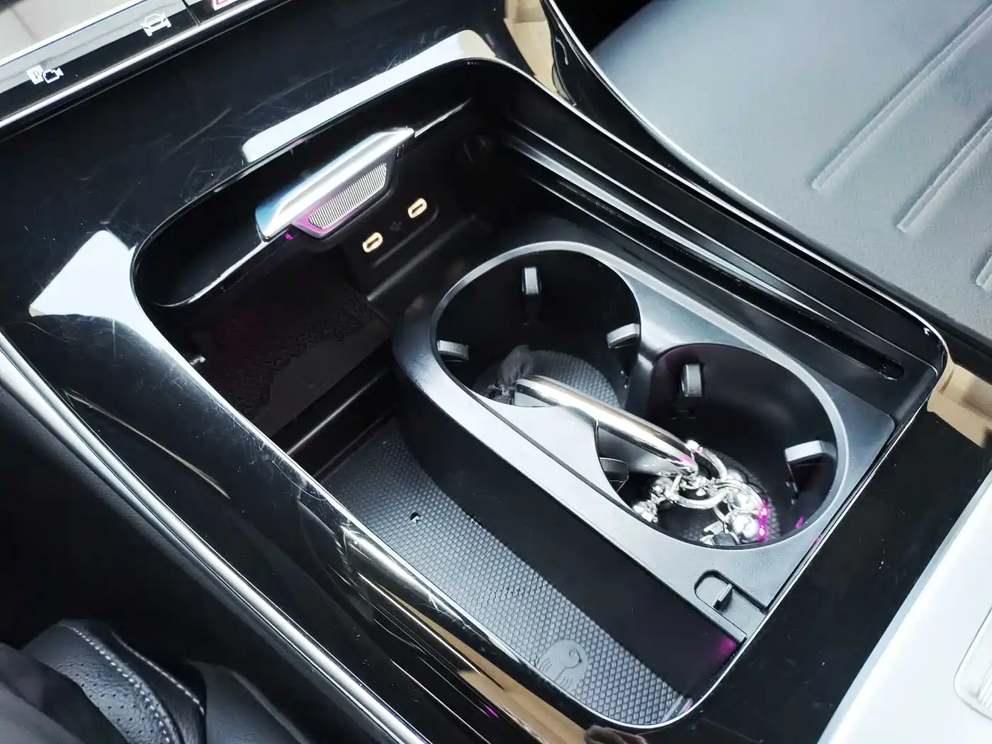 Mercedes-Benz C-Class 2024 Facelift C 260 L Sport фото 18