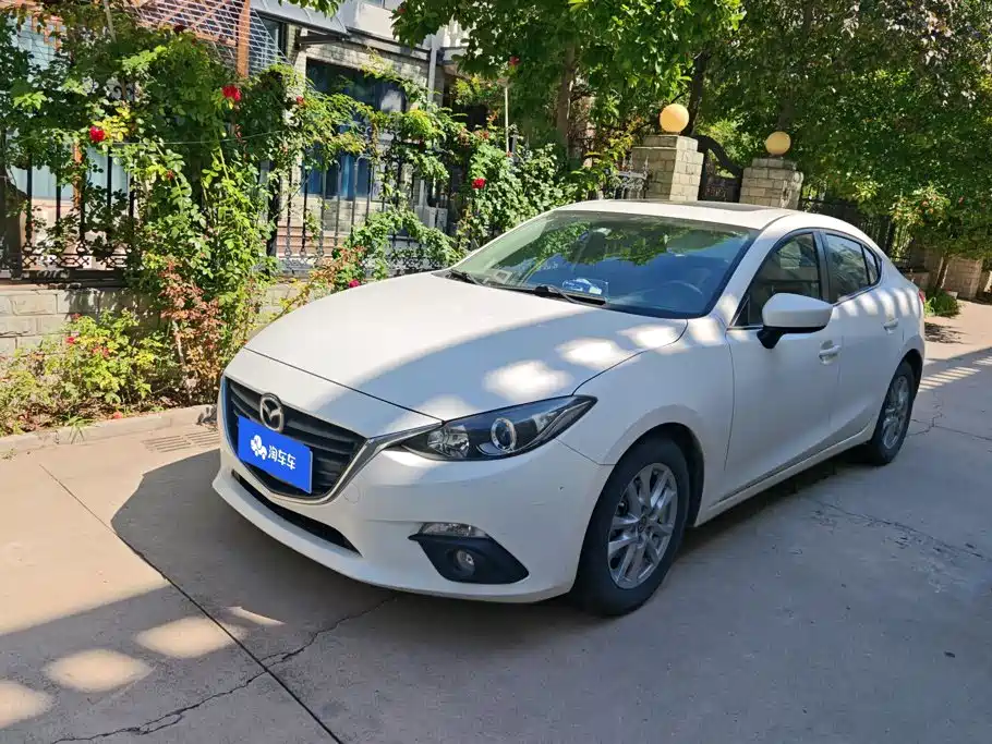 Mazda Mazda 3 2014 2014 Sedan 1.5L Automatic Luxury
