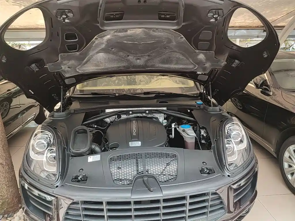 Porsche Macan 2017 Macan 2.0T фото 20