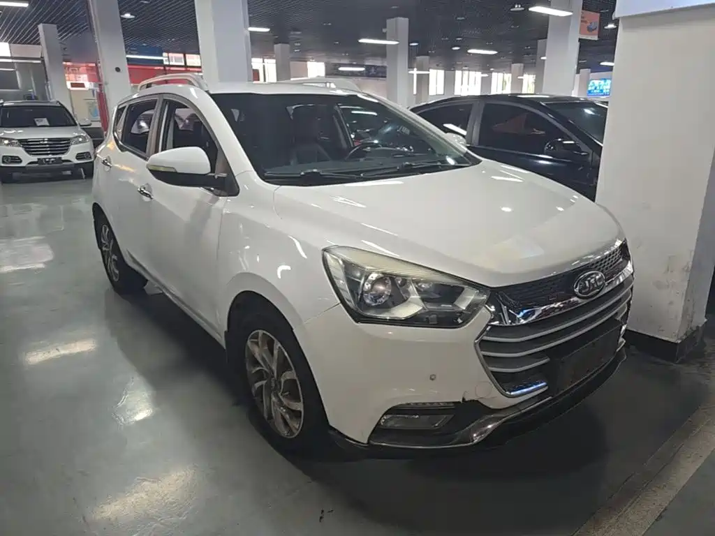 JAC Motors Refine S2 2017 2017 1.5L CVT Luxury Smart