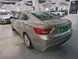 Фото 5 - Geely Borui