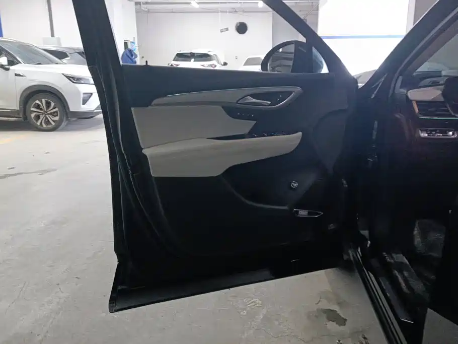 Фото 7 - Buick Envision Plus