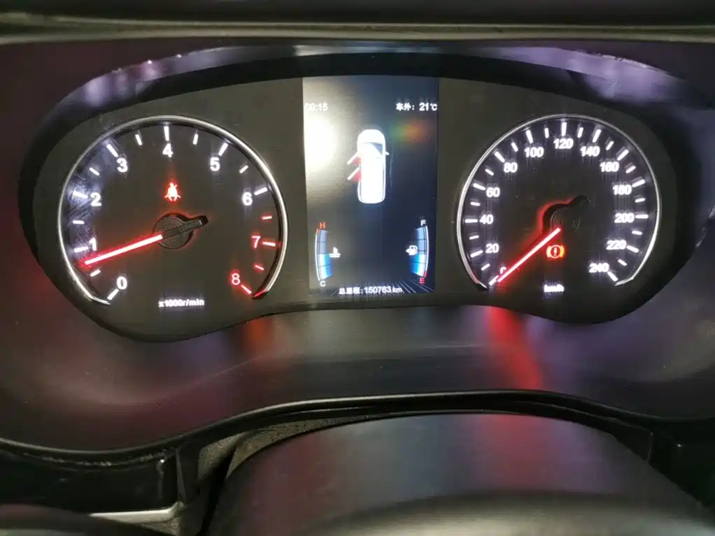 Photo 12 - BYD Song MAX