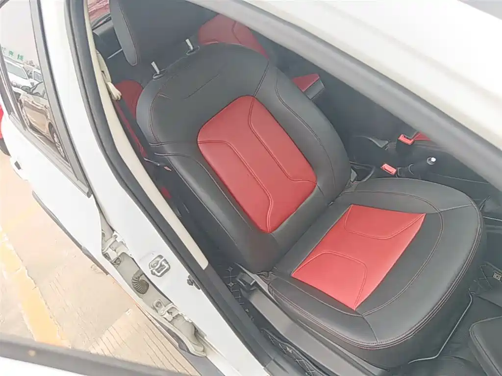 Haval H1 2016 Facelift Blue Label 1.5L AMT Luxury фото 25