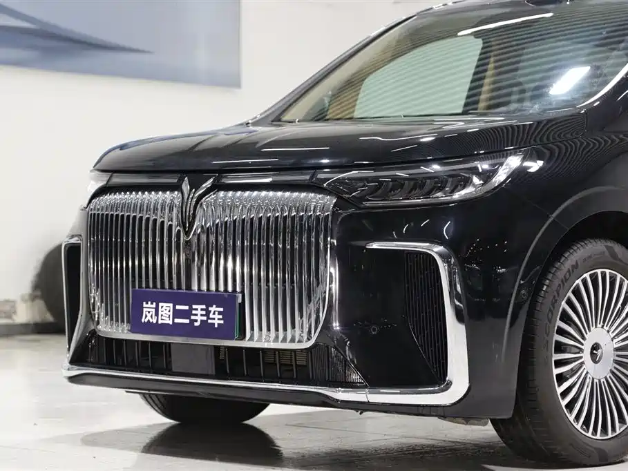 Voyah Auto Voyah Dreamer 2025 Model PHEV 4WD Premium QianKun Edition фото 3