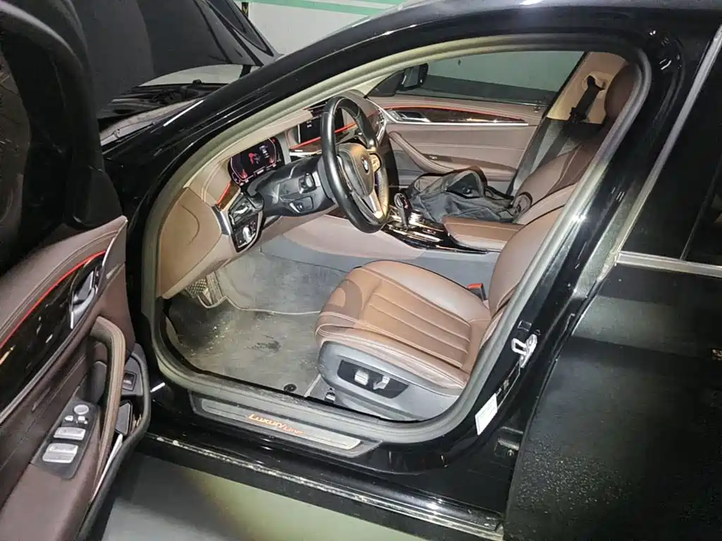 BMW 5 Series, миниатюра 8