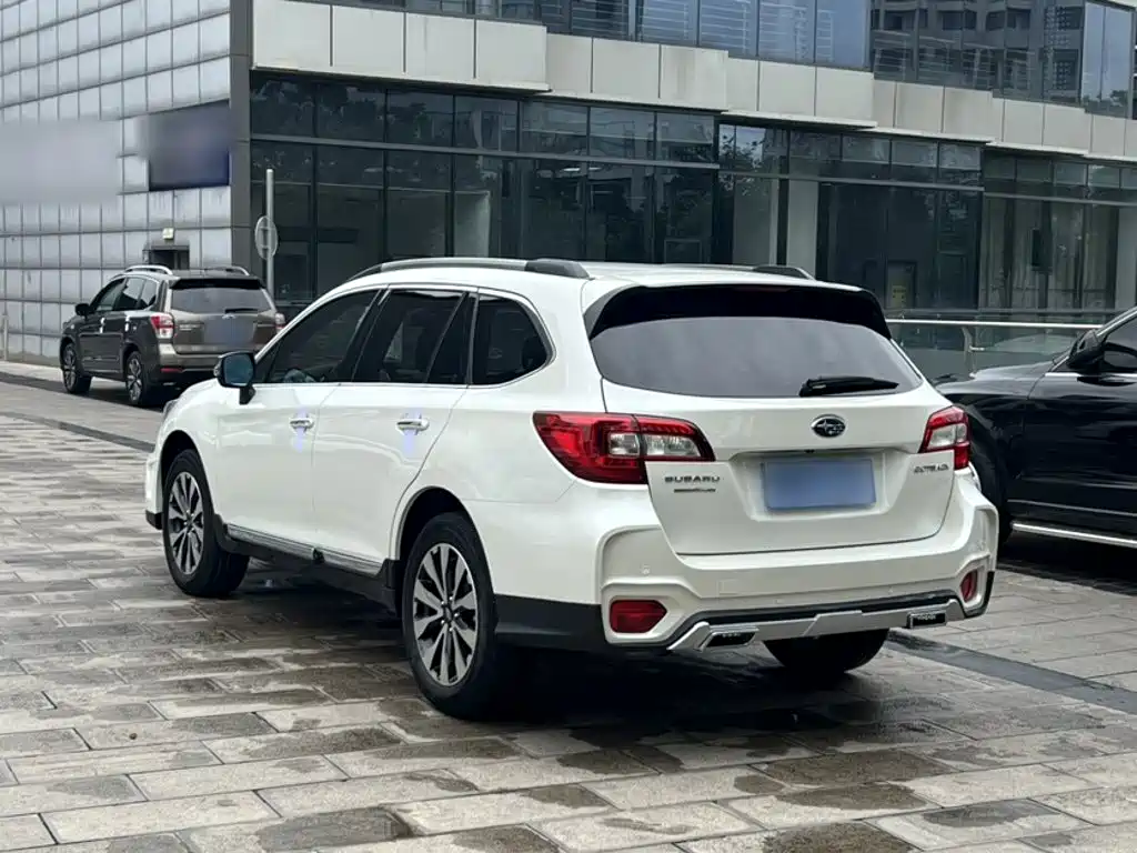 SUBARU OUTBACK