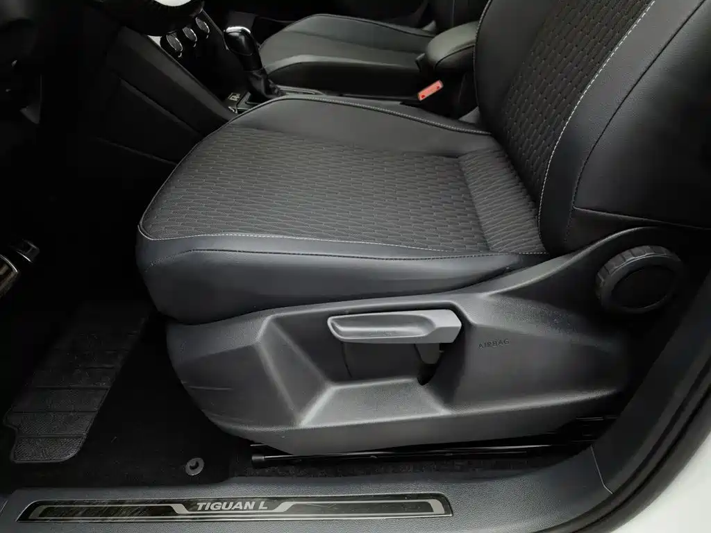 Volkswagen Tiguan, миниатюра 20