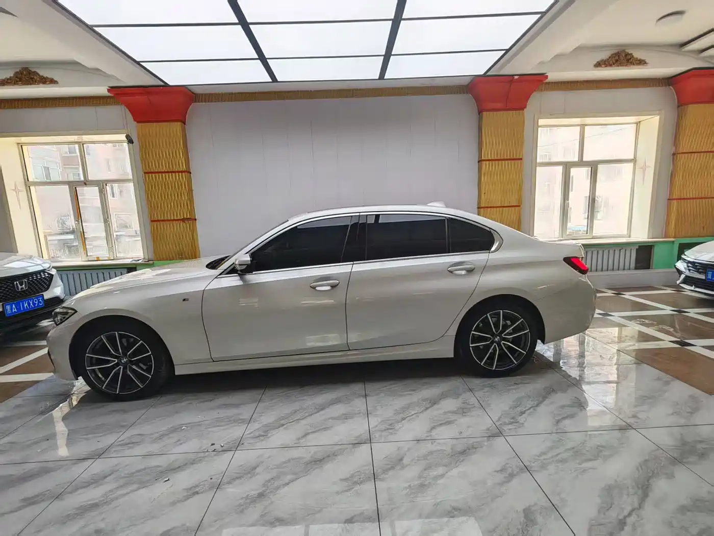 BMW 3 Series 2022 325i M Sport Package фото 5