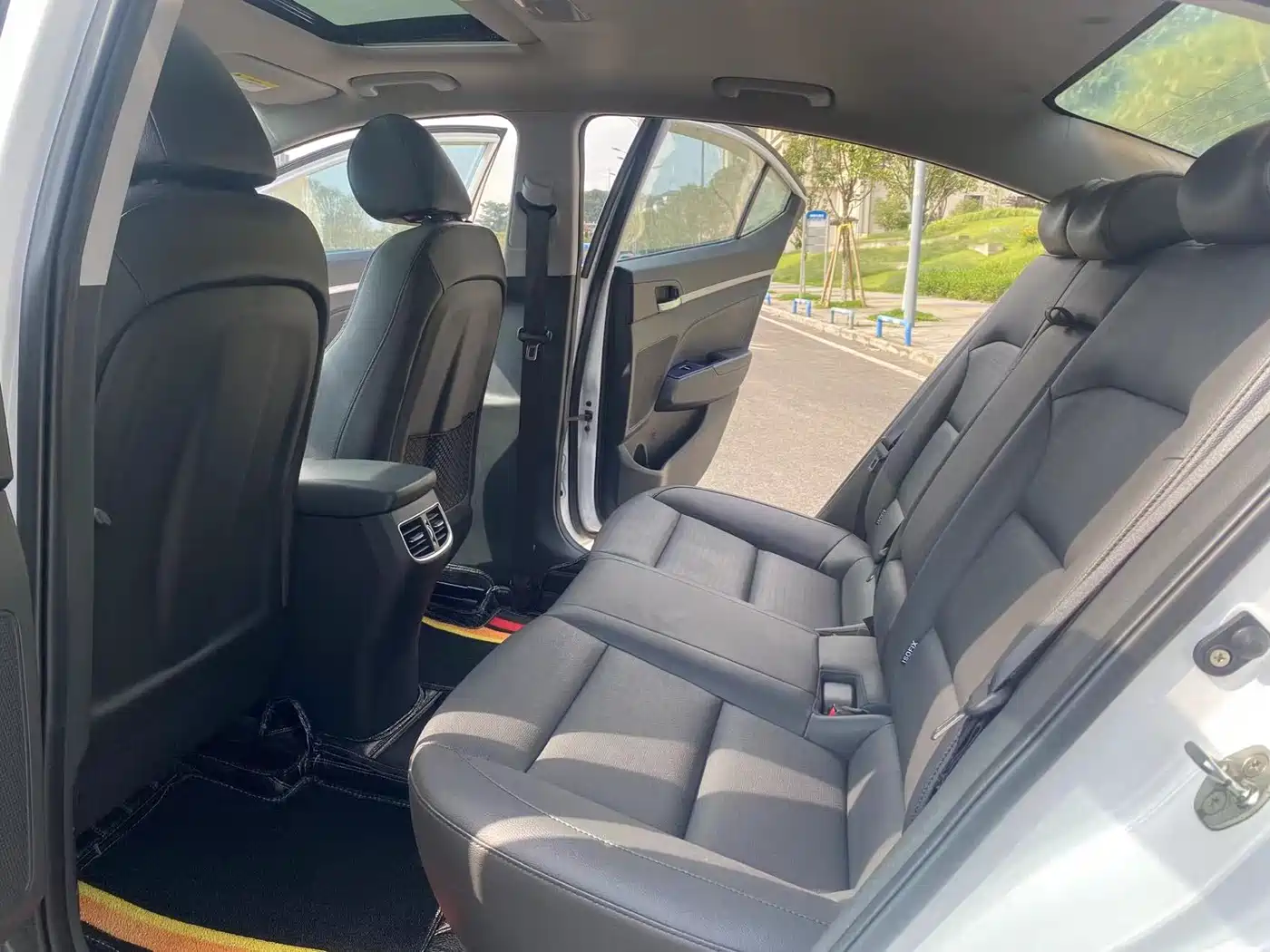 Hyundai Elantra 2020 1.5L CVT Smart Style·Elite фото 10