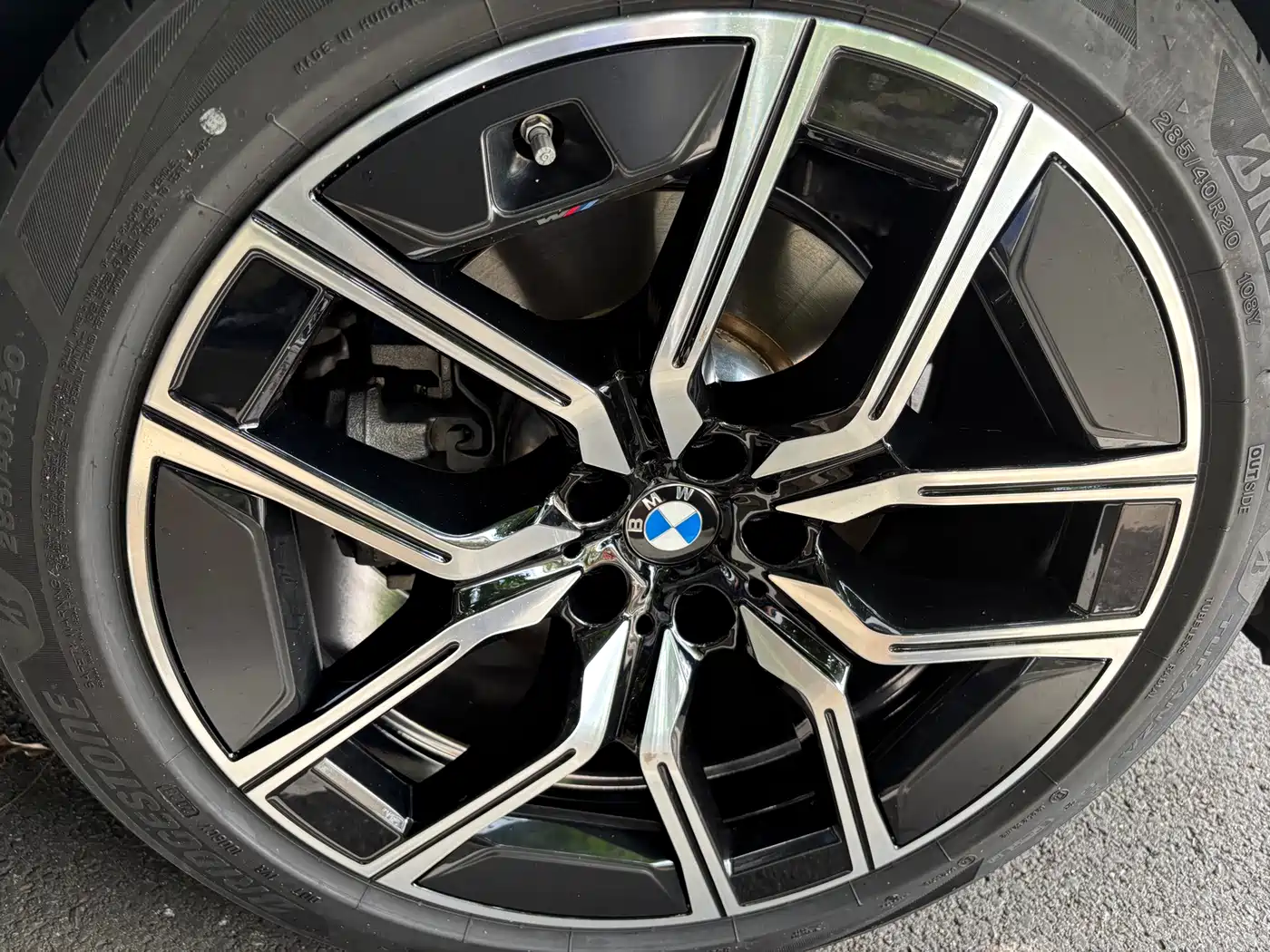 BMW 7 Series 2024 2023 Model 735Li M Sport Package