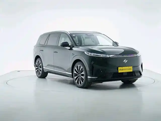 Dongfeng Yipai eπ008 2025 2026 6-seater Extended Range Family Edition
