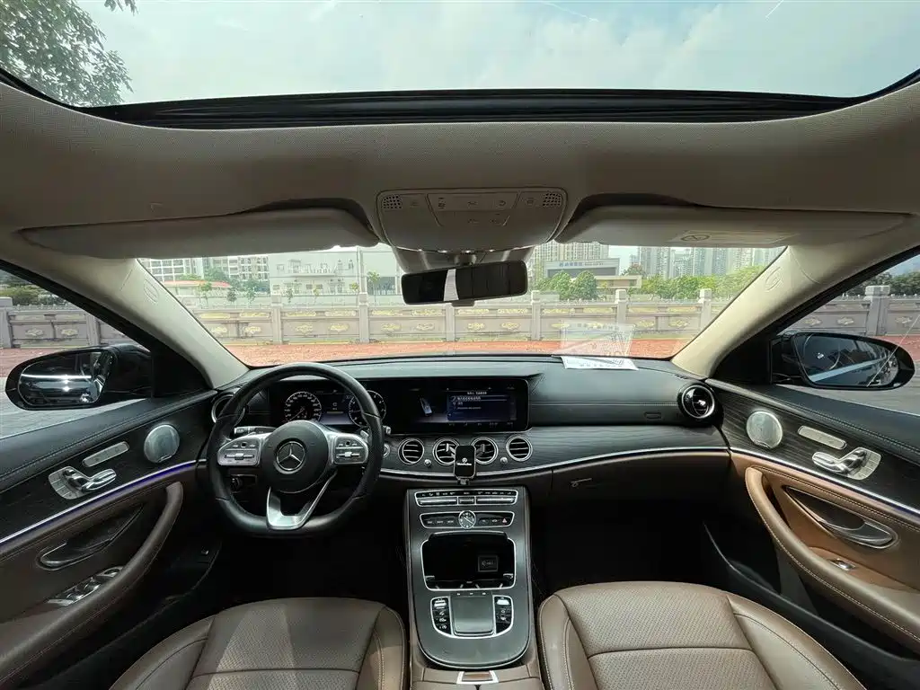 Mercedes-Benz E-Class 2020 Facelift E 300 L Sport Exclusive фото 5