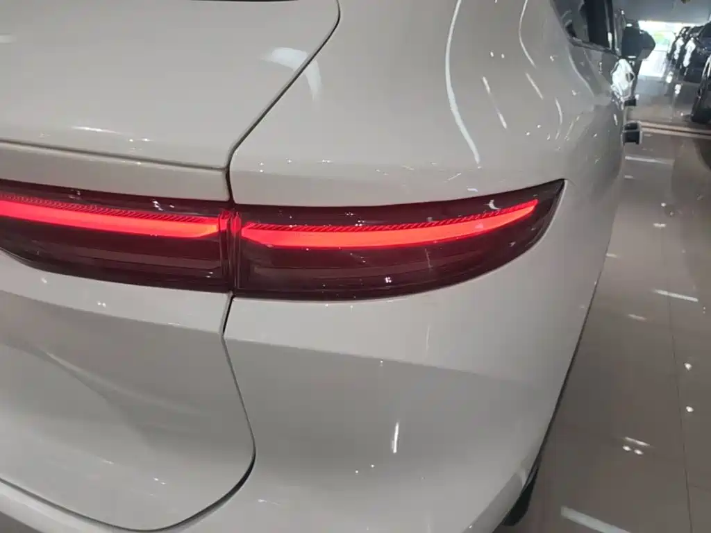 NIO EC7 2023 2023 100kWh