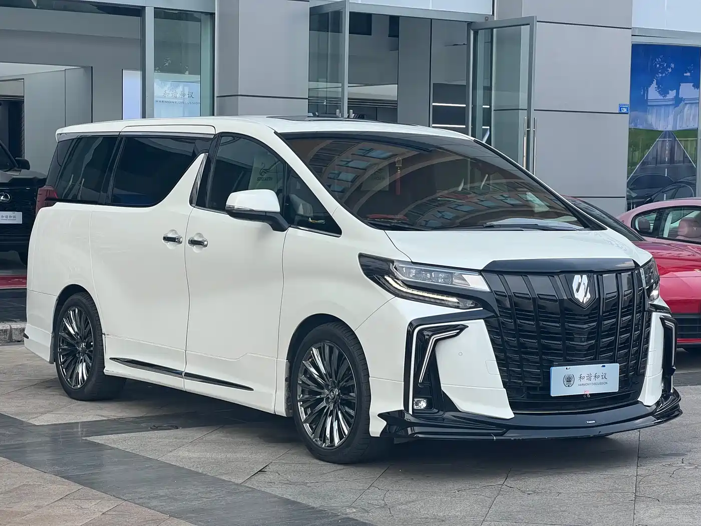 Toyota Alphard 2018 Facelift 3.5L Premium Edition фото 3