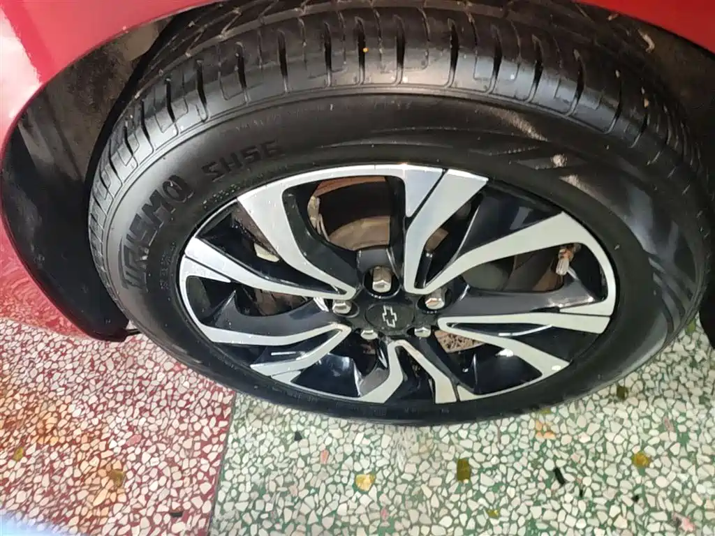 Chevrolet Monza 2019 RS 330T Auto Smooth Edition China VI фото 23
