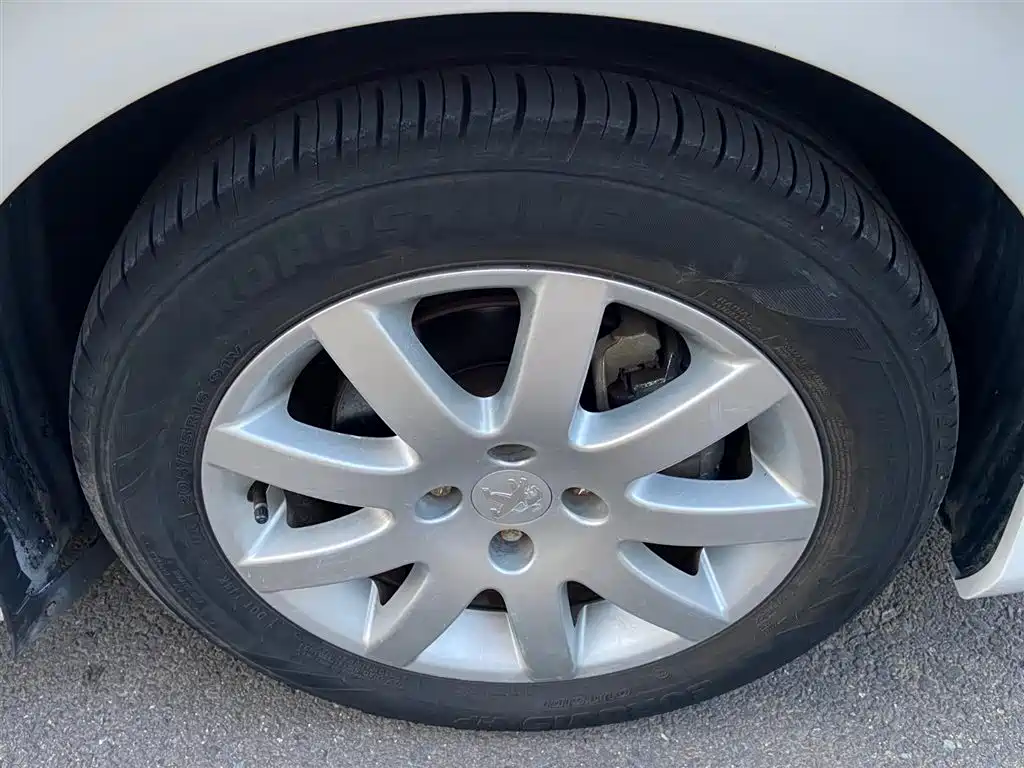 Peugeot 308 2013 2013 Model 1.6L Automatic Trend Style