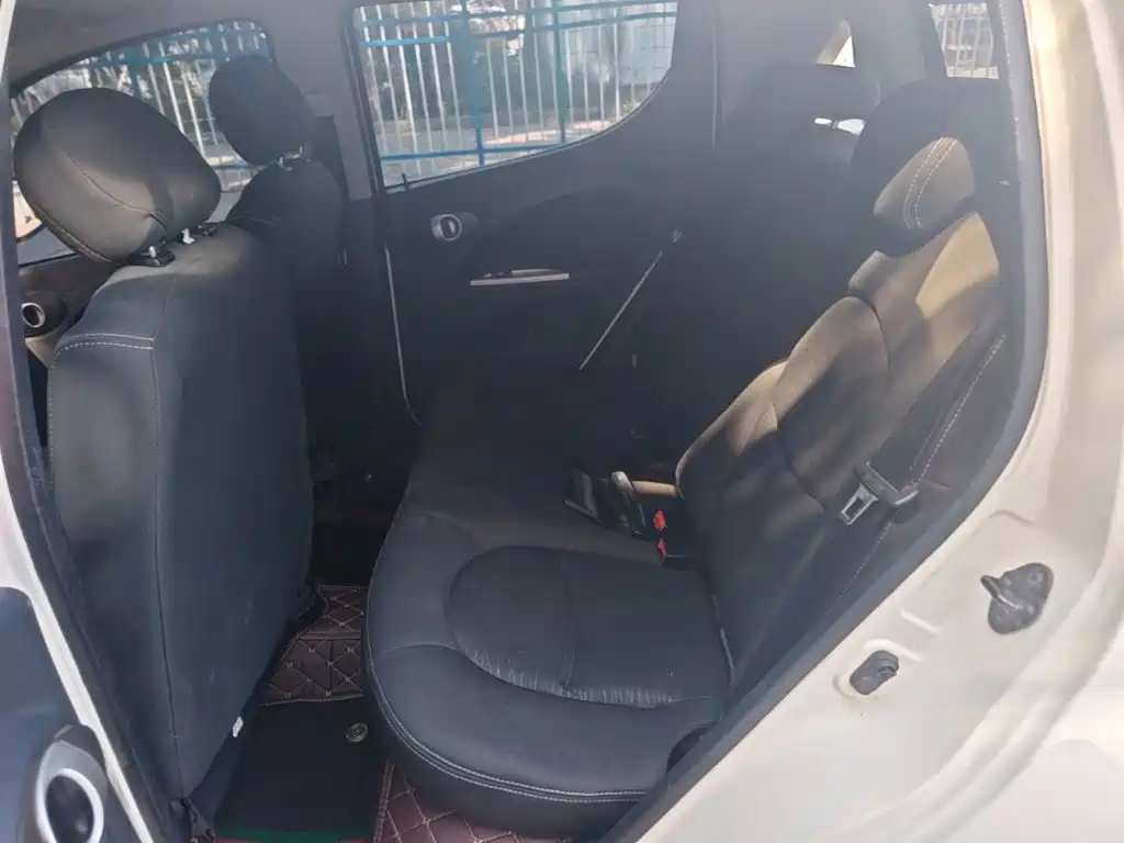 Changan BenBen MINI 2016 2012 1.0L Manual Fashion Edition (China V)