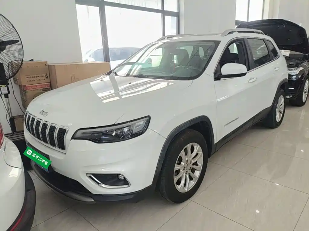 Jeep Cherokee 2019 — пригон из Китая