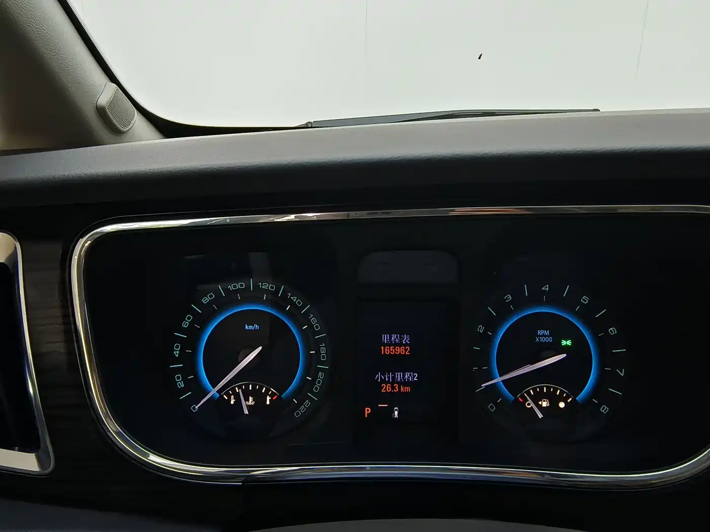 Buick GL8 2011 3.0L XT Luxury Business Flagship фото 8