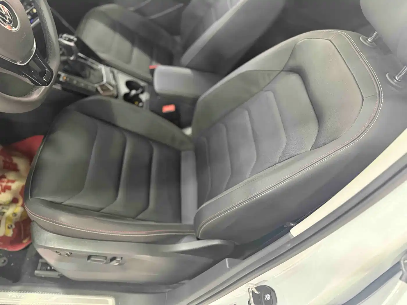 Volkswagen Tayron 2021 330TSI 2WD Luxury Smart Connect Edition фото 9