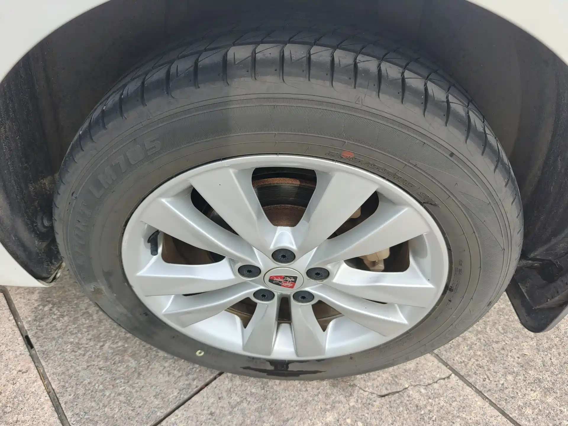 Фото 13 - Roewe 360