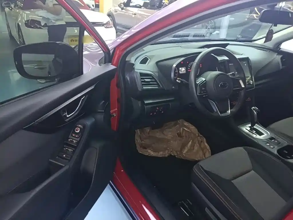 Photo 16 - Subaru XV