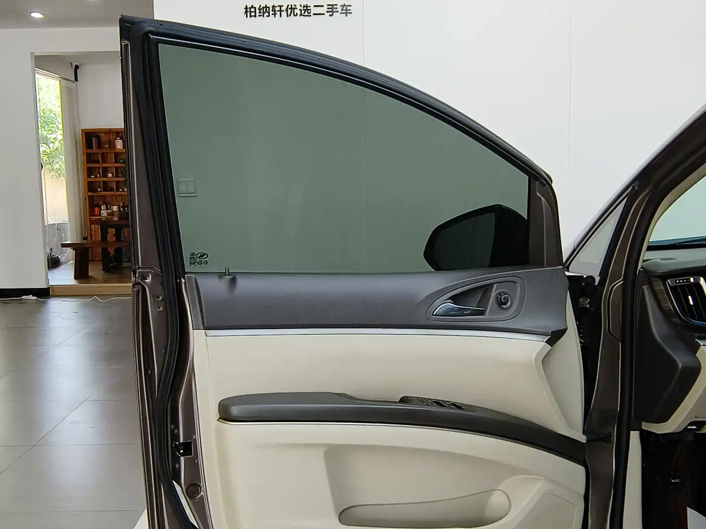 Buick GL8 2011 3.0L XT Luxury Business Flagship фото 14