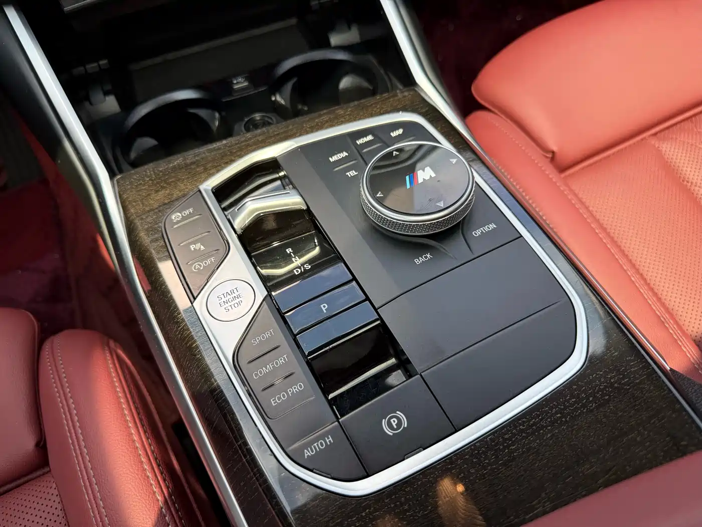 BMW 3 Series 2023 325Li M Sport Package фото 8