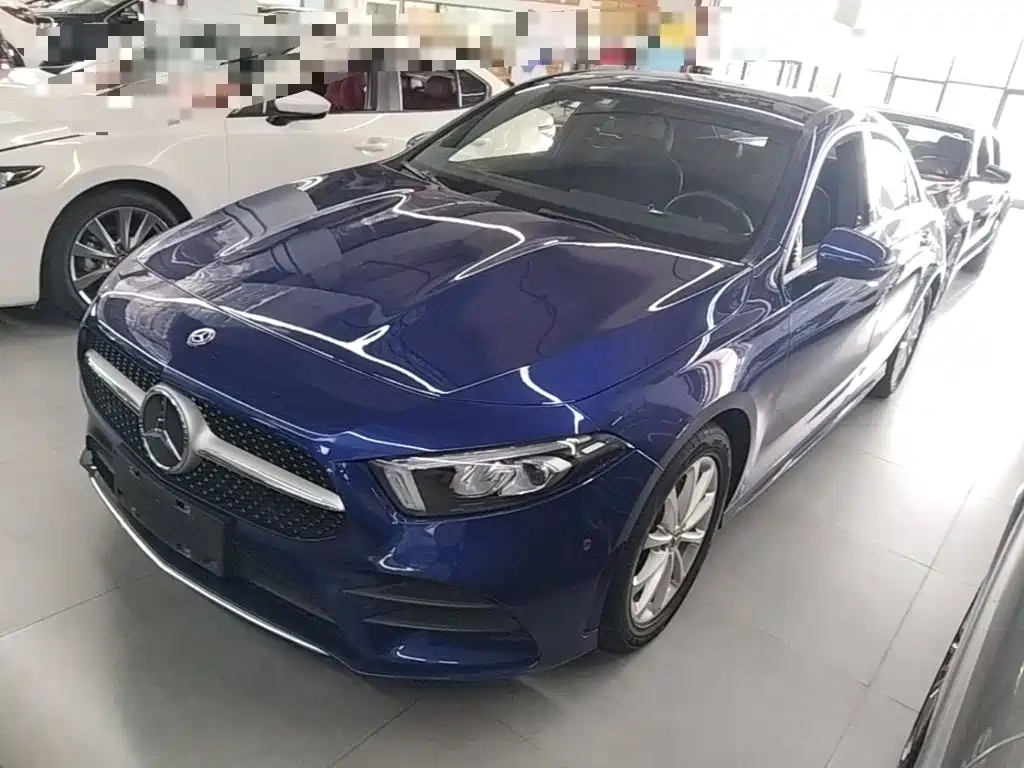 Фото 1 - Mercedes-Benz A-Class