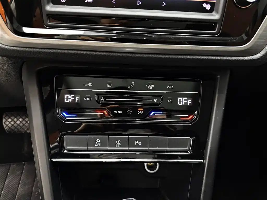 Volkswagen Touran 2021 Touran L 280TSI DSG Comfort Edition 7-seater фото 15