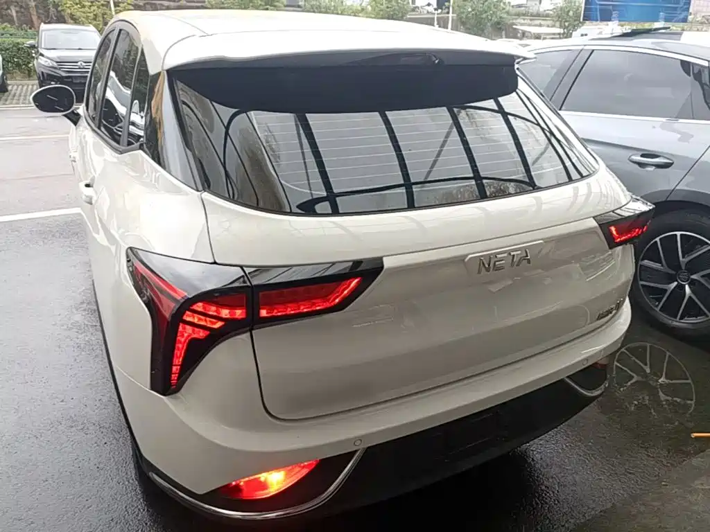 Photo 6 - Nezha Auto Nezha V